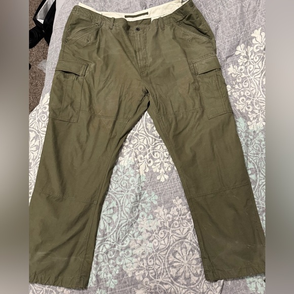 Polo by Ralph Lauren Men's Green Cargo Pants size 50/32 price is firm